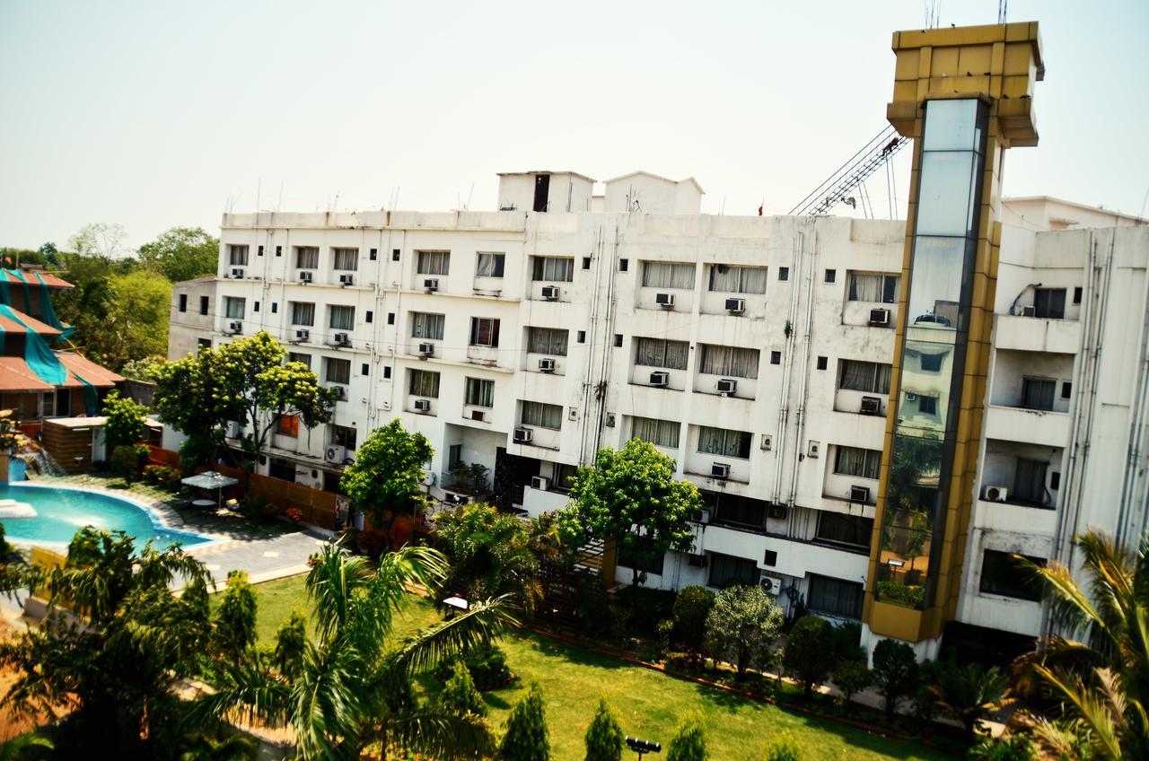 Hotel Aryan Jharsuguda Exteriör bild