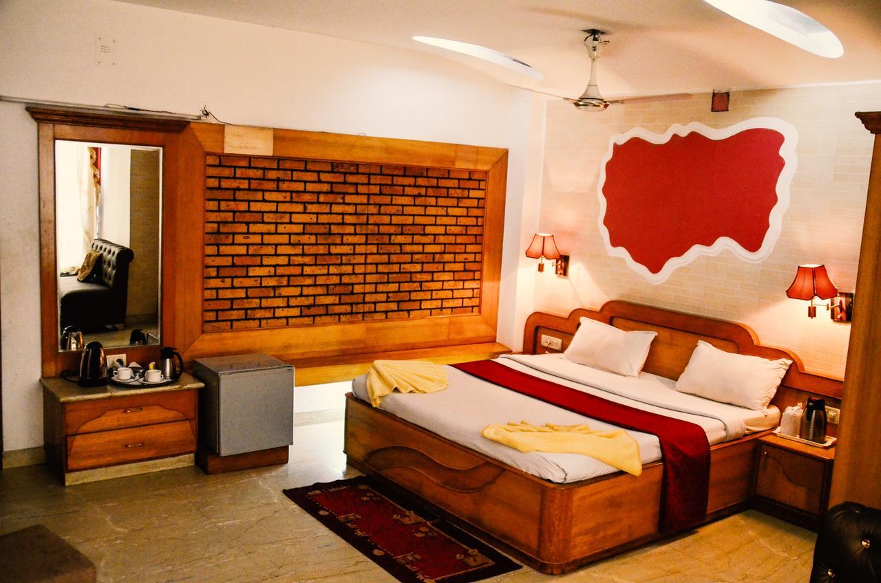 Hotel Aryan Jharsuguda Exteriör bild