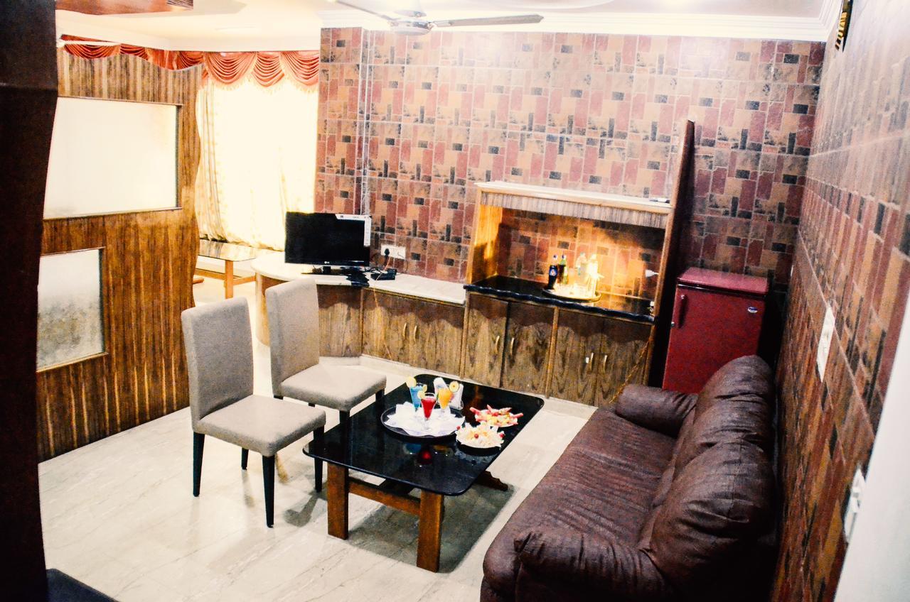 Hotel Aryan Jharsuguda Exteriör bild